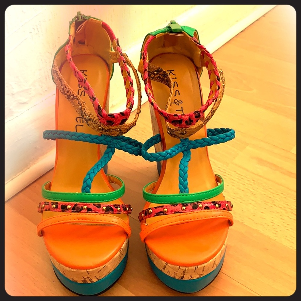 [Kiss&Tell] Brightly Colored High Wedges